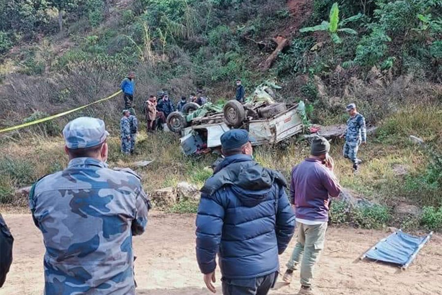 दैलेखमा जिप दुर्घटना हुँदा एक जनाको मृत्यु, ८ जना घाइते