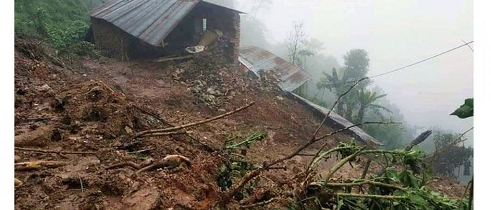 पहिरोले घर पुरिँदा धादिङमा एकै परिवारका ३ को मृत्यु