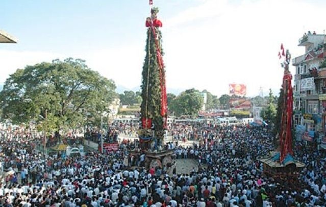 रातो मच्छिन्द्रनाथको मूर्तिलाई आज बुङ्मती लगिँदै