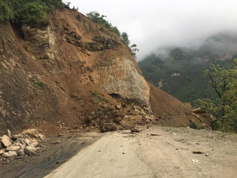 स्याङ्जामा पहिरोः ३ जनाको मृत्यु, ९ जना वेपत्ता