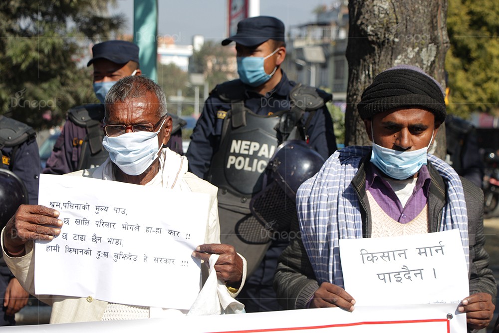 उखु किसानको आन्दोलन आज तेस्रो दिन पनि जारी