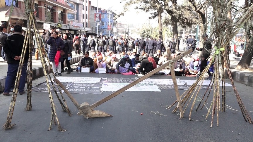 सरकार र उखु किसानबीच वार्ता हुँदै