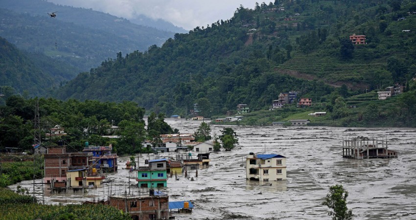 गएको ५ दिनमा बाढीपहिरोले १६ को मृत्यु, २ हजार विस्थापित