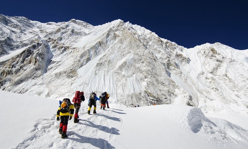 ग्रीष्म ऋतुमा हिमाल आरोहणका लागि पहिलो अनुमति प्रदान