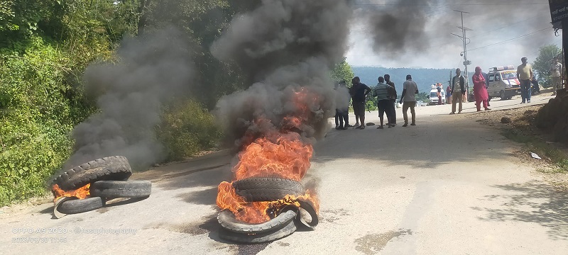 दुई जना बालकको मुत्यु भएपछि वीरेन्द्रनगर दिनभर तनावग्रस्त 