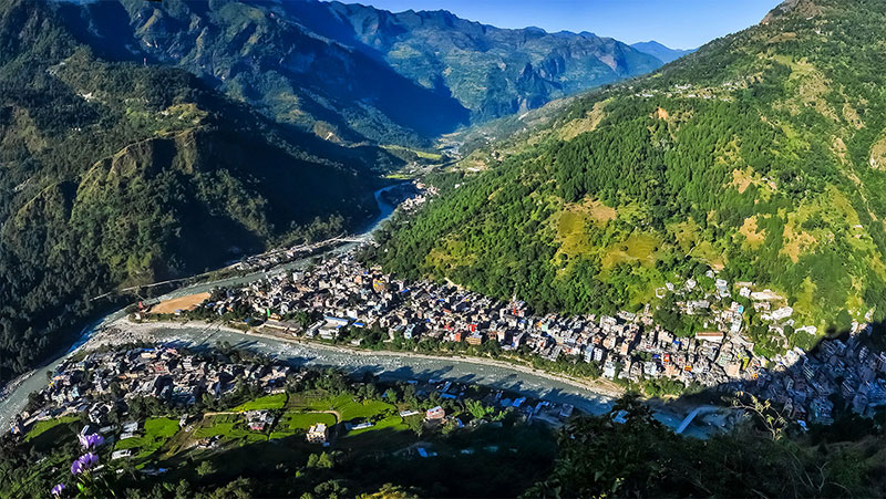 बेनीको बजार बढ्यो तर ब्यापार खस्कियो